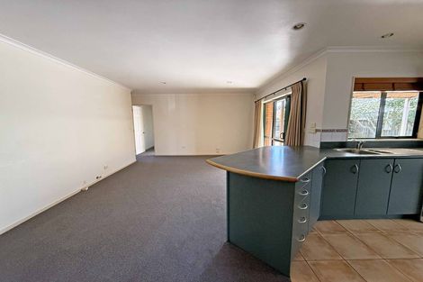 Photo of property in 85 Sandwich Road, St Andrews, Hamilton, 3200