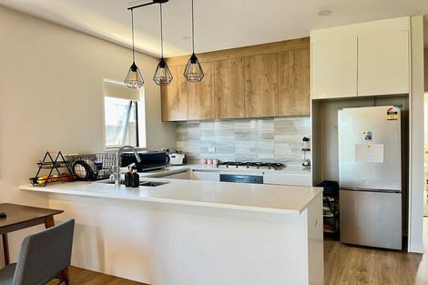 Photo of property in 28 Opoka Street, Takanini, 2110