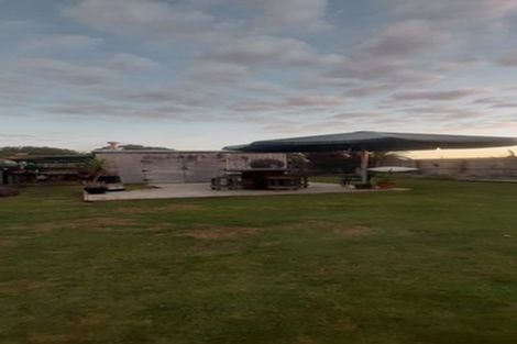 Photo of property in 992 Paerata Road, Paerata, Drury, 2676