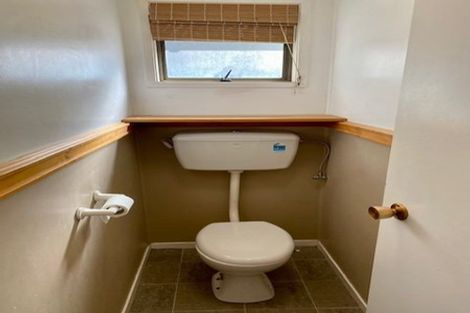 Photo of property in 15 Cottam Grove, Northcross, Auckland, 0632