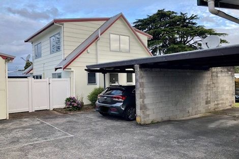 Photo of property in 3 Shepherds Road, Papakura, 2110