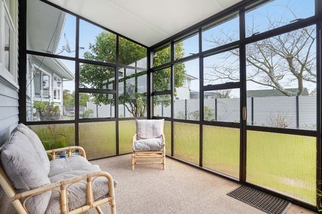 Photo of property in 28 Freyberg Street, Solway, Masterton, 5810