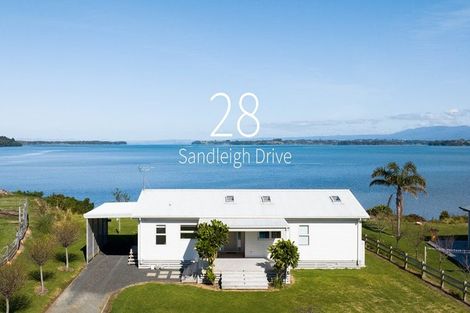 Photo of property in 28 Sandleigh Drive, Athenree, Katikati, 3177