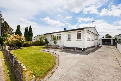 Photo of property in 74 Highbury Avenue, Highbury, Palmerston North, 4412