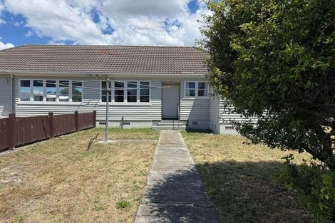 Photo of property in 12 Hardy Street, New Brighton, Christchurch, 8061