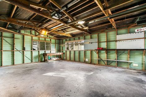 Photo of property in 5 Erua Road, Ostend, Waiheke Island, 1081