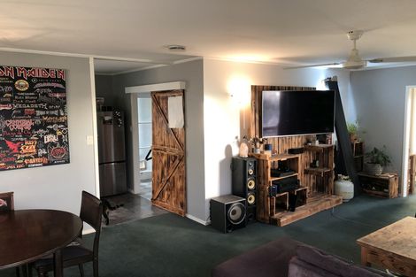 Photo of property in 10 Kellett Road, Ranui, Auckland, 0612