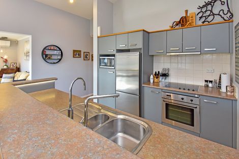 Photo of property in 69 Riverton Drive, Randwick Park, Auckland, 2105