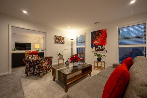 Photo of property in 9 Samuel Place, Terrace End, Palmerston North, 4410