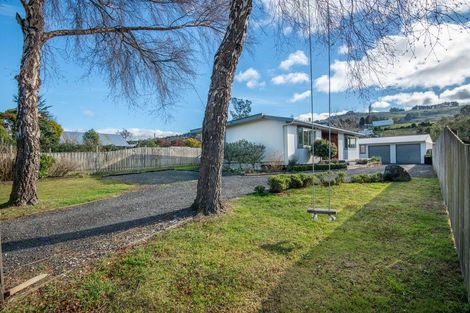 Photo of property in 21 Bay Road, Warrington, Waikouaiti, 9471
