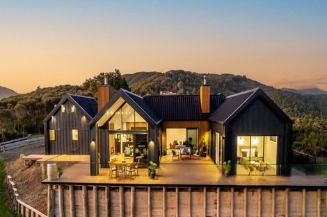 Photo of property in 229 Fairview Drive, Birchville, Upper Hutt, 5372