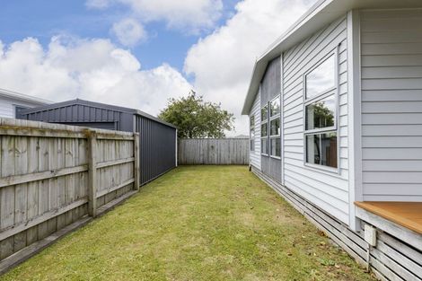 Photo of property in 6b Walsh Road, Westown, New Plymouth, 4310