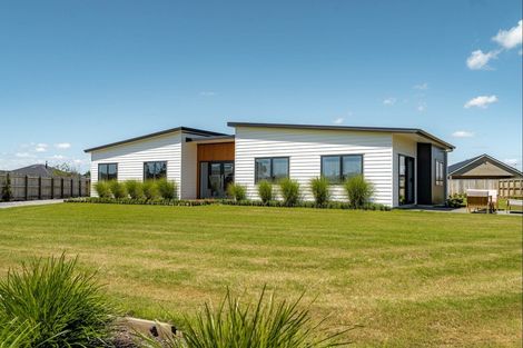 Photo of property in 43 Gimson Street, Solway, Masterton, 5810