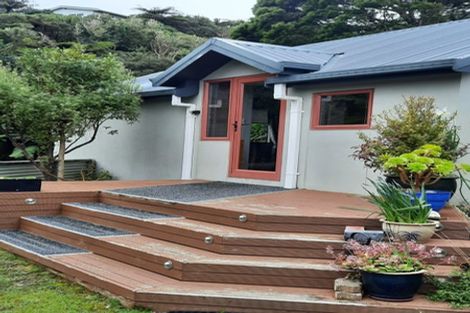 Photo of property in 21 Thatcher Crescent, Crofton Downs, Wellington, 6035