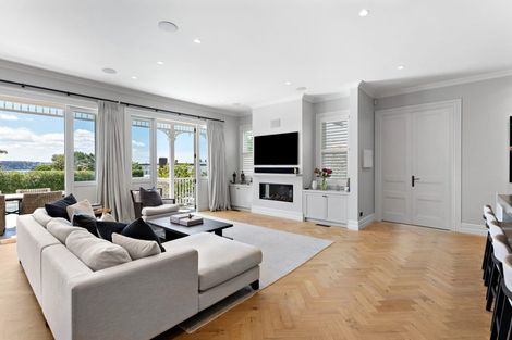 Photo of property in 21 Herne Bay Road, Herne Bay, Auckland, 1011