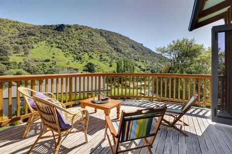 Photo of property in 66 Lukes Road, Little Akaloa, 7583