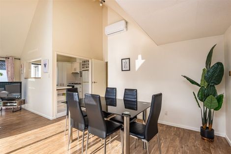 Photo of property in 43n Waimairi Road, Upper Riccarton, Christchurch, 8041