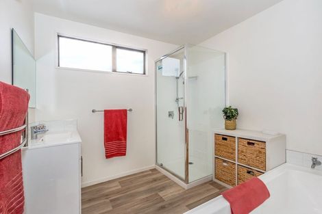 Photo of property in 1/4 Parkwood Place, Parklands, Christchurch, 8083