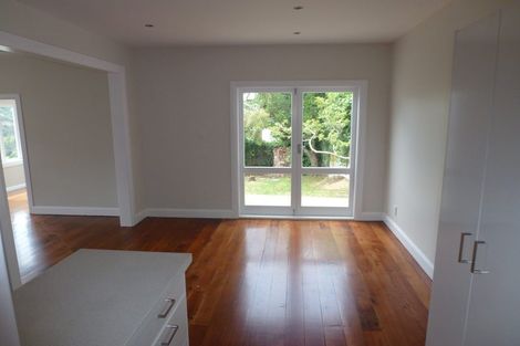 Photo of property in 5a Grove Road, Kelburn, Wellington, 6012