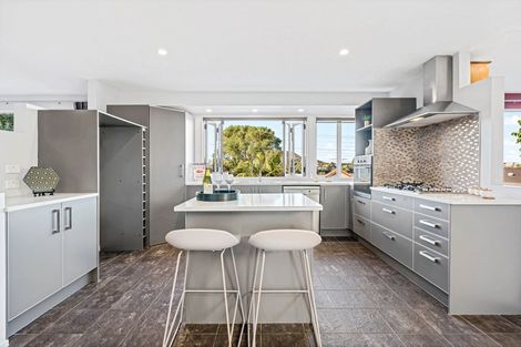 Photo of property in 14 Tide Close, Mount Wellington, Auckland, 1060