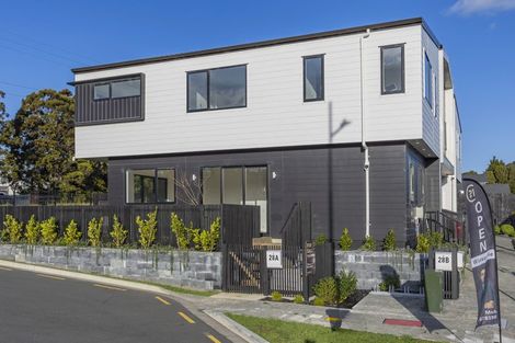 Photo of property in 28a Balthazar Road, Kumeu, 0810