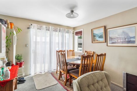 Photo of property in 2/33 Somerset Crescent, Spreydon, Christchurch, 8024