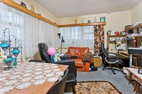Photo of property in 2/29 Eban Avenue, Hillcrest, Auckland, 0627