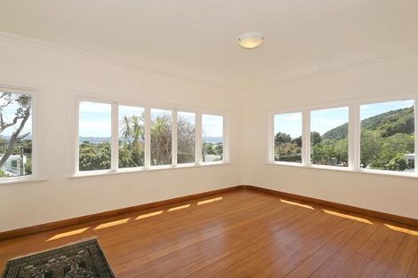 Photo of property in 12 Mahoe Street, Eastbourne, Lower Hutt, 5013