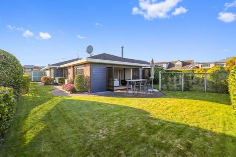 Photo of property in 2/77 Harvey Street, Waipahihi, Taupo, 3330