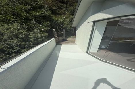 Photo of property in 2/517 Marine Drive, Sunshine Bay, Lower Hutt, 5013