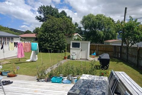Photo of property in 157 Waddington Drive, Naenae, Lower Hutt, 5011