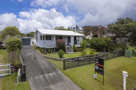 Photo of property in 21 Peninsula Parade, Hihi, Mangonui, 0494