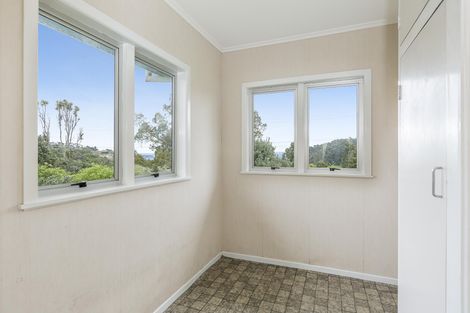 Photo of property in 32 James Tyler Crescent, Lynfield, Auckland, 1042