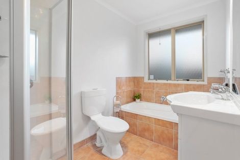 Photo of property in 13 O'sullivan Place, Waiuku, 2123