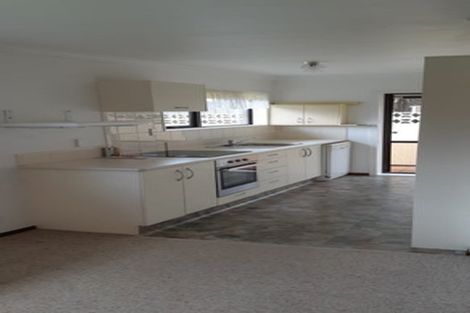 Photo of property in 6 Holsworthy Road, Lower Vogeltown, New Plymouth, 4310