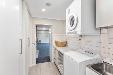 Photo of property in 4 Lamont Place, Waikanae, 5036