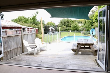 Photo of property in 31 Clifton Avenue, Carterton, 5713