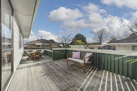 Photo of property in 2/10 Argyle Avenue, Pahurehure, Papakura, 2113