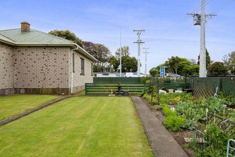 Photo of property in 35 High Street, Hawera, 4610