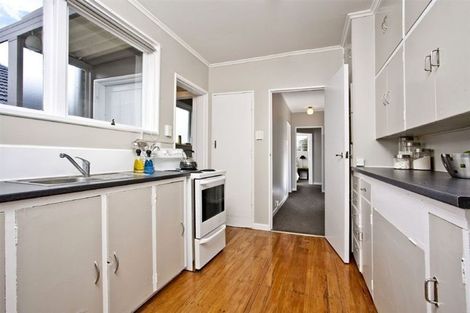 Photo of property in 1/41 Shakespeare Road, Milford, Auckland, 0620