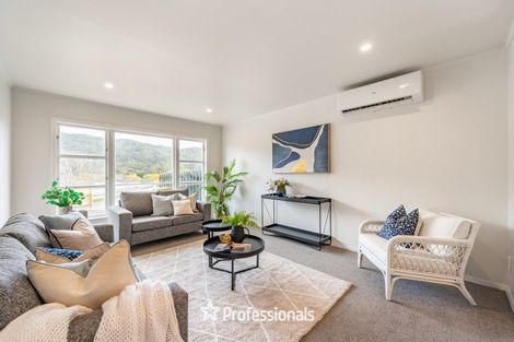 Photo of property in 83 Coast Road, Wainuiomata, Lower Hutt, 5014