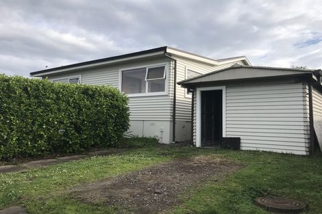 Photo of property in 4 Tobruk Crescent, Milford, Auckland, 0620