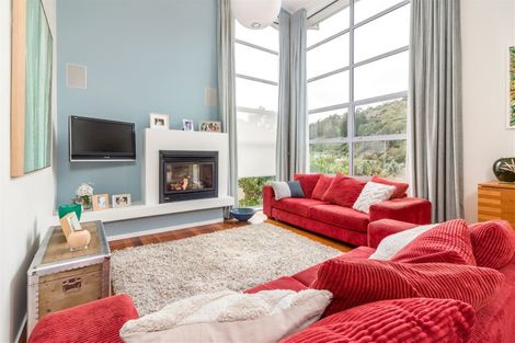 Photo of property in 18 Dalefield Drive, Cashmere, Christchurch, 8022