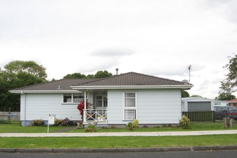 Photo of property in 88 Kayes Road, Pukekohe, 2120