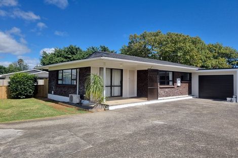Photo of property in 1/3 Lionel Sharp Place, Pukekohe, 2120