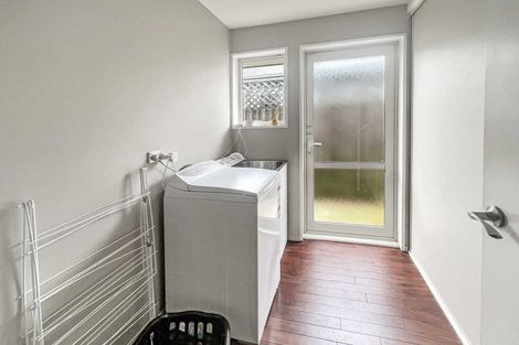 Photo of property in 9 Field Terrace, Upper Riccarton, Christchurch, 8041