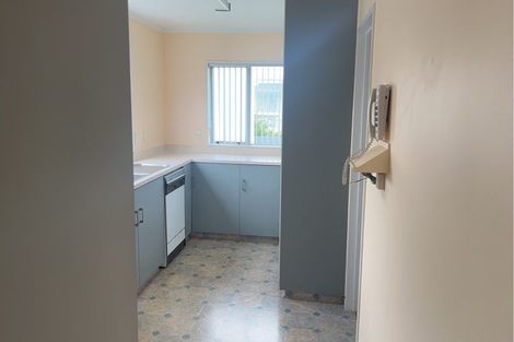 Photo of property in 2 Winslow Place, Levin, 5510