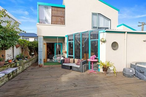 Photo of property in 85a Oceanbeach Road, Mount Maunganui, 3116