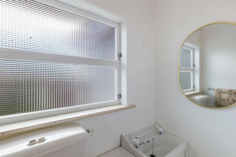 Photo of property in 57 Weraroa Road, Levin, 5510