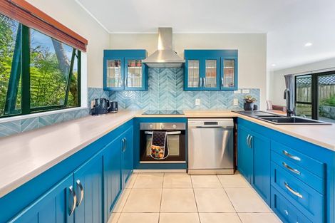 Photo of property in 14a Mchardy Place, Glenfield, Auckland, 0627